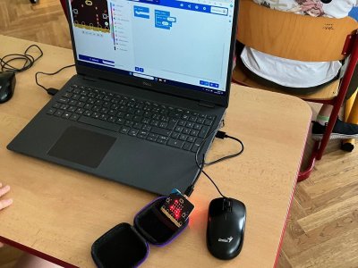 5.B - Programujeme micro:bit v informatice