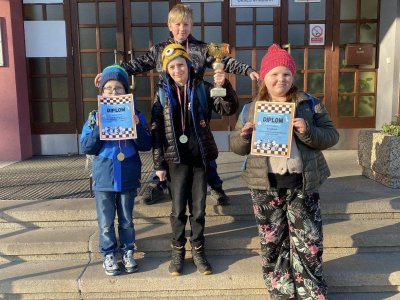 Vítězství v Krajském kole v RAPID šachu školních družstev a postup na MČR.