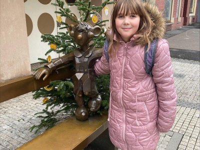4.B - DIVADLO SPEJBLA HURVÍNKA